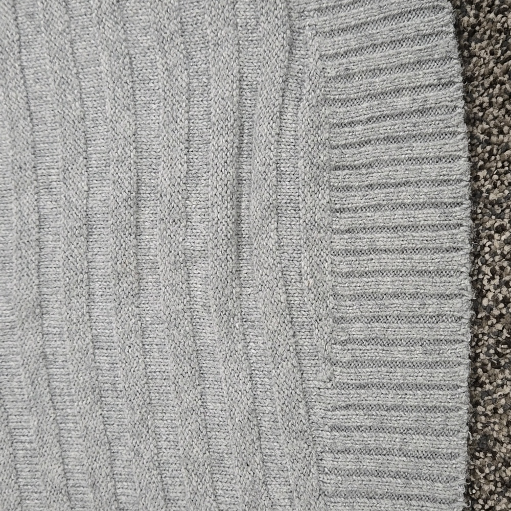 Gray Longsleeve Shirt - Picture 5 of 6